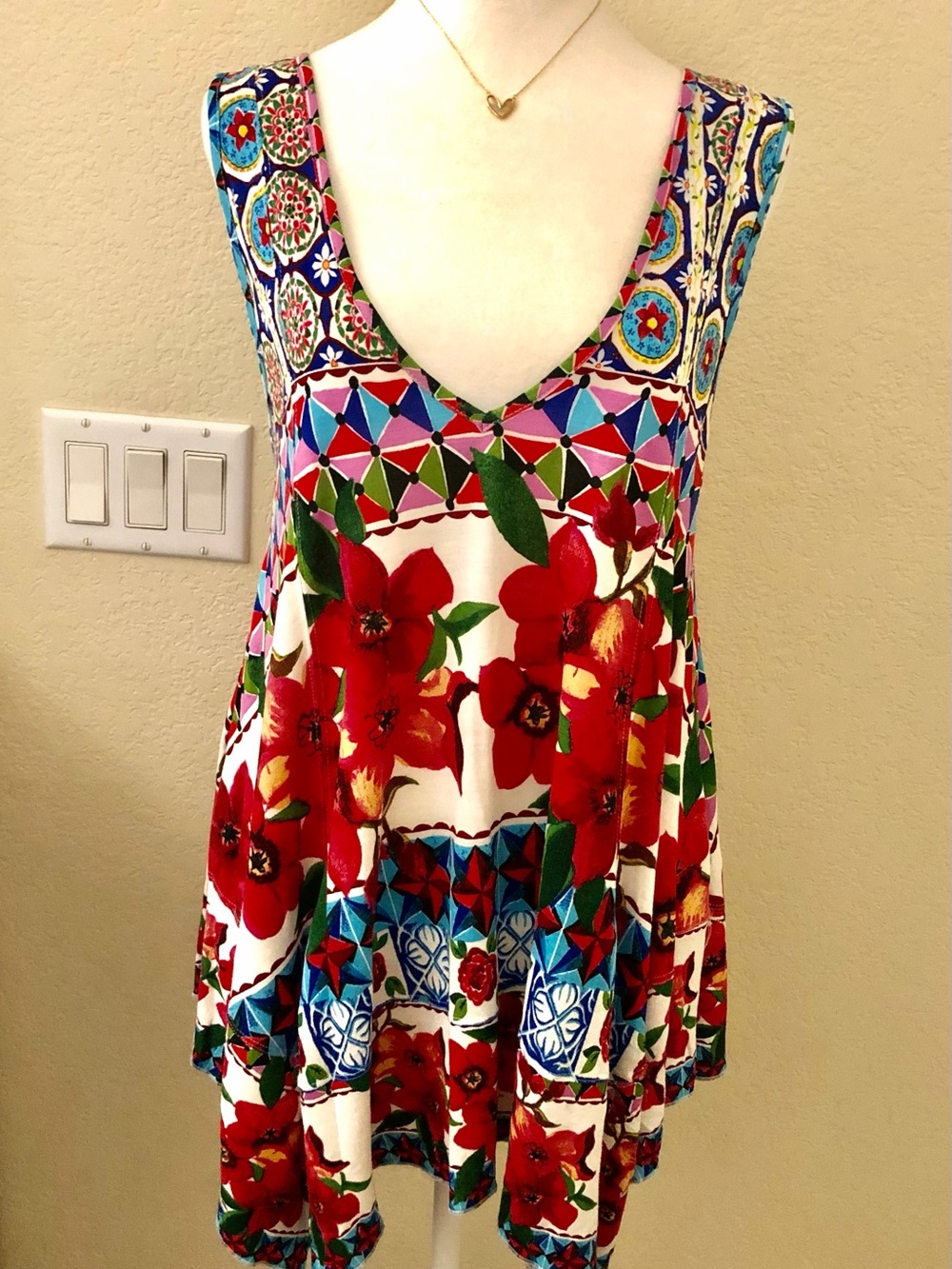 Desigual Red Floral Multicolor V-Neck Sleeveless Tunic